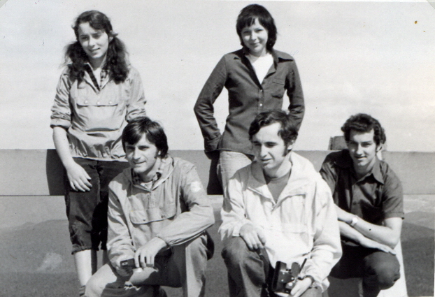 1976-8.107